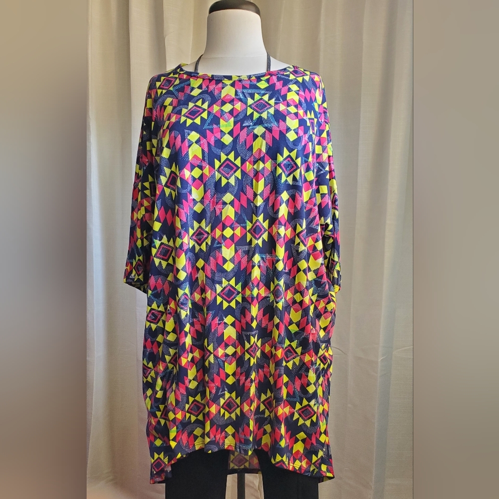 NWOT LulaRoe Tunic